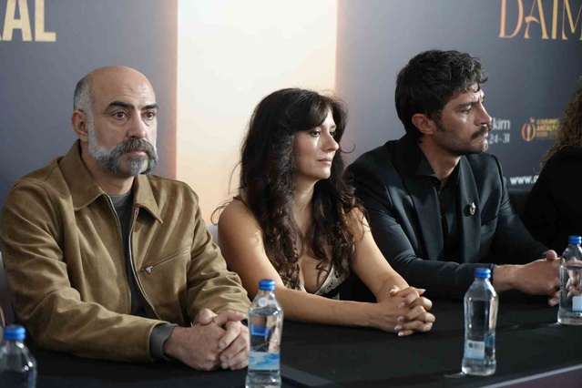 Cinlerin Düğünü Altın Portakal'da ilk kez gösterildi, Karahan hafıza gibi kaos istedi