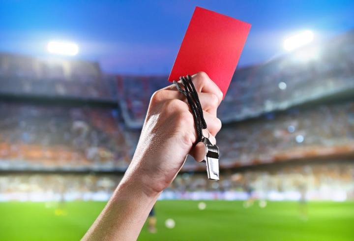 HAKEMLERİ BÖYLE FİŞLEMİŞLER! Faal Futbol Hakemleri Derneği'ndeki bilgisayar incelendi