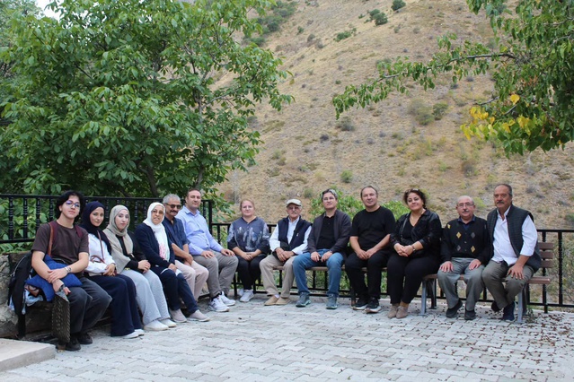 Kemaliye Kaymakamı Arıkan, tarihi Dostluk Yolu'nu turizme kazandırmak için inceledi
