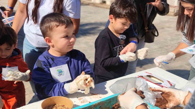 Antalya'da Mini COP31 atölyesine katılan çocuklar İklim Elçisi sertifikası aldı