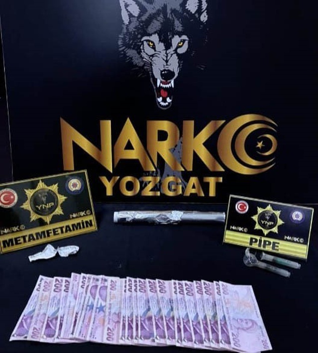 Yozgat'ta uyuşturucu operasyonunda 2 kişi cezaevine gönderildi, 4 bin 600 lira çıktı