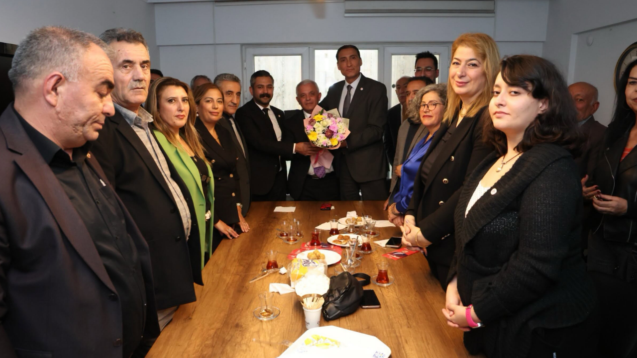 Mamak Belediye Başkanı Şahin’den YENİ Parti İlçe Başkanlığına ziyaret