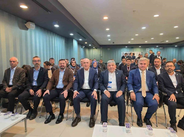 Ercan Kurter, Eğitim-Bir-Sen Balıkesir 1 Nolu Şube başkanlığına yeniden seçildi