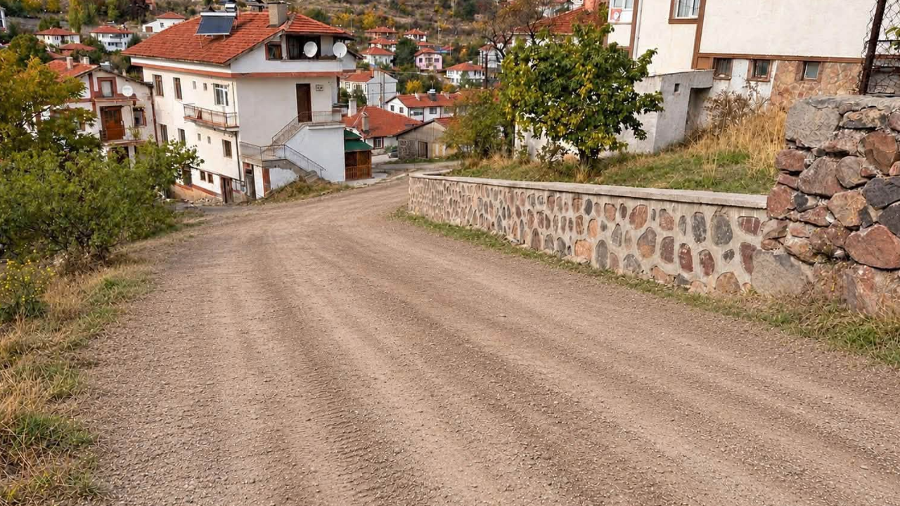 Çamlıdere’de yol güvenliği için taş duvar çalışması tamamlandı