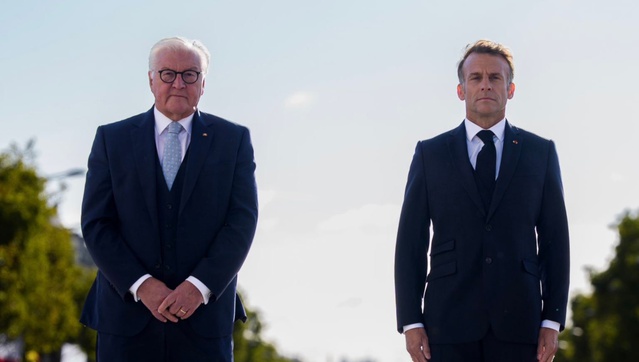 Macron, Steinmeier'i ağırlarken dostluğun tüm Avrupa için vaat olduğunu söyledi