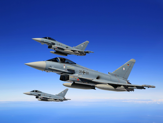 İngiltere, Suudi Arabistan savunması için Typhoon savaş uçaklarını bölgeye gönderiyor
