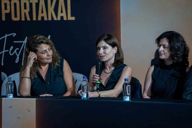 Altın Portakal'da Artakalan gösteriminin ardından ekip seyircilerle buluştu