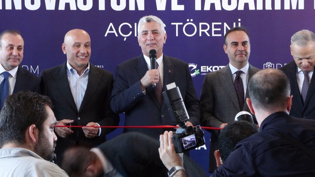 Bakan Bolat, tekstil ve giyimde kayıpların durduğunu, 31 milyar dolarlık payı söyledi