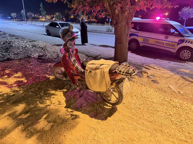 Adıyaman'da otomobil ile motosiklet çarpıştı, kazada 2 kişi yaralandı