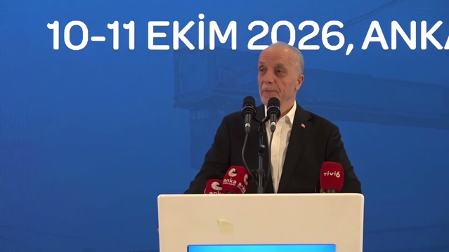 Türk-İş Başkanı Atalay, İYİ Parti çalıştayında fonlara tepki gösterdi, 'hırsız' dedi