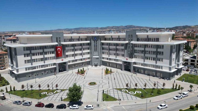 Çorum Belediyesi, başkan yardımcısı ismini kullanan dolandırıcılara karşı uyardı