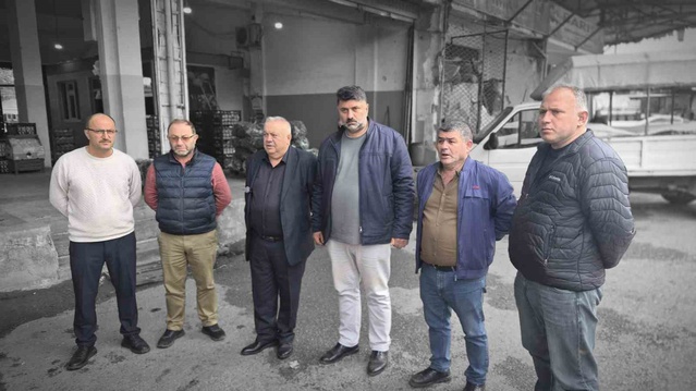 Bafra hal esnafı, yeni hal yapılana kadar geçişlerin kapatılmamasını istedi