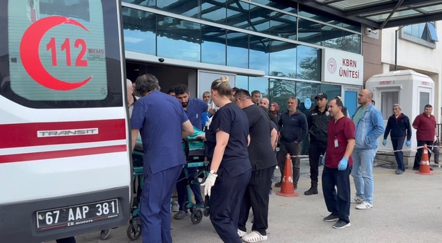 Zonguldak Kilimli'de grizu patlamasında ağır yaralanan madenci Ankara'ya sevk edildi