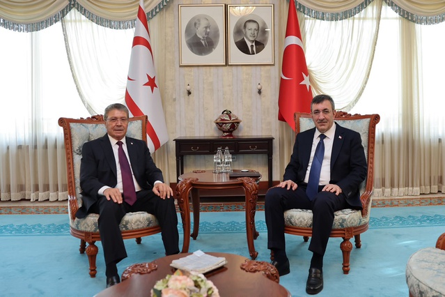 KKTC Başbakanı Üstel, Yılmaz'la 30 milyar TL'lik 2027 anlaşma hazırlığını görüştü