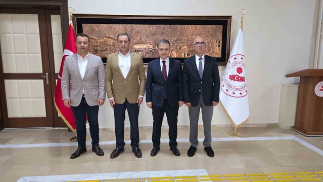 Bandırma Kaymakamı Öztürk, Edincik Marmara Birlik kooperatifi yönetimini ağırladı