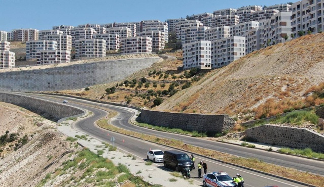 Kilis'te jandarma dron destekli denetimle park ve sollama ihlallerine odaklandı