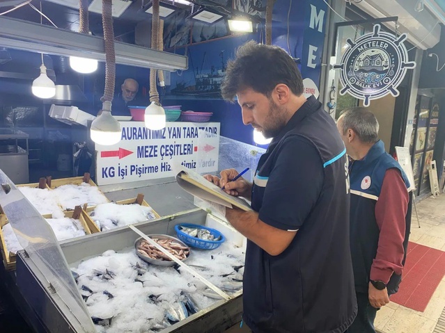 Sinop'ta balık satış noktaları av sezonu denetiminde kurallara uygun bulundu