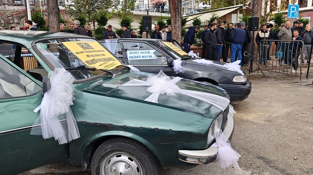 Bolu Gerede'de cami için bağışlanan 2 otomobil 410 bin liraya satıldı