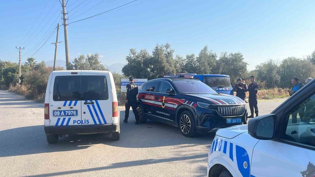 Aydın'da eski eşini öldüren kişi, kaçtıktan sonra aracında aynı silahla intihar etti