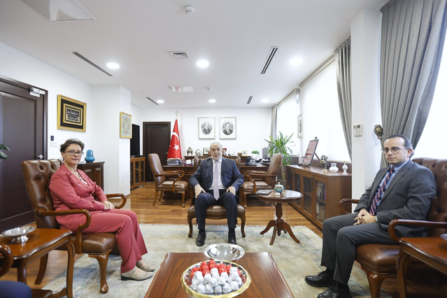 Dışişleri Bakanlığı, Kulaklıkaya'nın Fransa Büyükelçisi Dumont'u kabulünü duyurdu