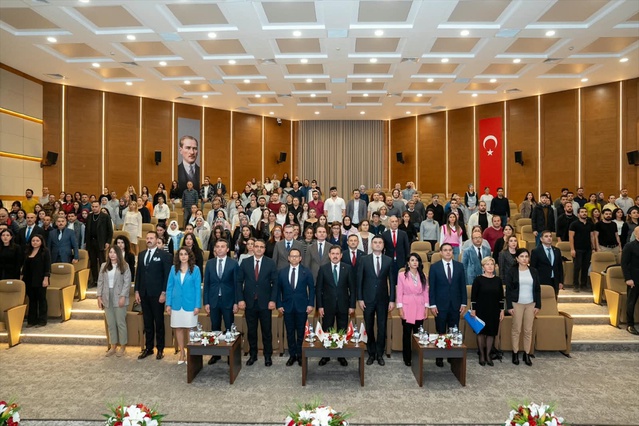 İzmir'de mağdur kadınlara hukuki okuryazarlık eğitimi verilecek