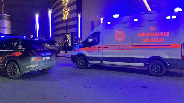 İstinyePark AVM'de protesto gerginliği: İsrail vatandaşı kadın güvenlik eşliğinde çıkarıldı