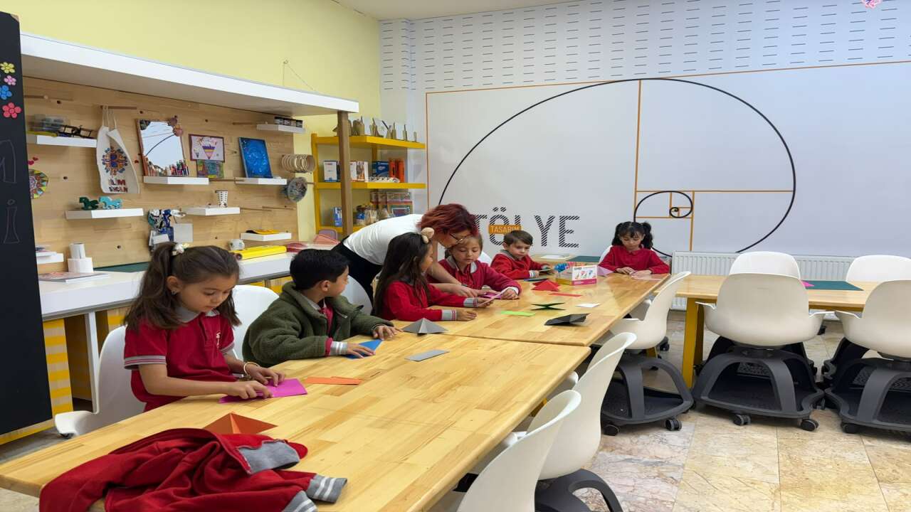 Sincan’da minik kaşifler bilim ve teknolojiyle buluştu