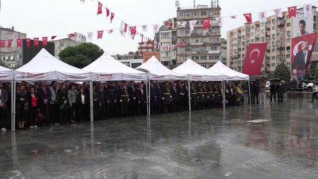 Cumhuriyet Bayramı'nın 103. yıl dönümü Bornova Stadı'nda coşkuyla kutlandı