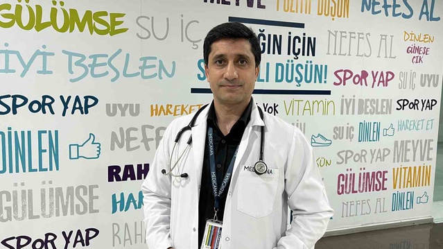 Dr. Yıldız, çocuklarda 38 derece üstü ateşte hastaneye başvuru uyarısında bulundu
