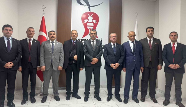 Bakan Tekin, 2002'den bu yana eğitim yatırımlarının maliyetini 20 milyar lira açıkladı