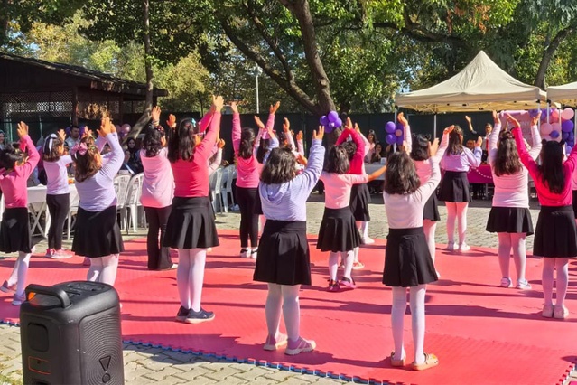İstanbul’da koruma altındaki kız çocukları farklı mesleklerden rol modellerle buluştu