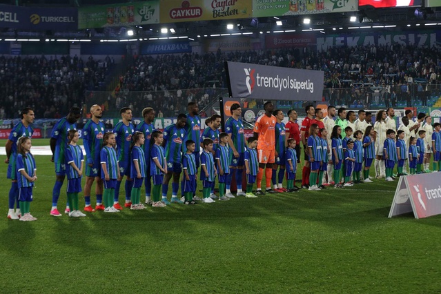 Evindeki 3 maçta 1 gol bile atamadılar, deplasmanda 4 maçta 10 puan topladılar