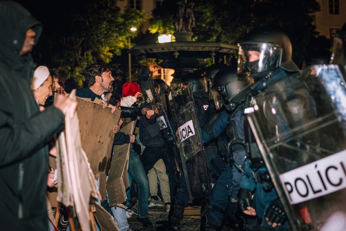 Portekiz'deki konut krizi eylemlerine polis müdahale etti. Göstericilerin kampları dağıtıldı