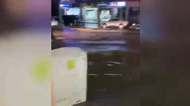 Mardin'de sağanak, Kızıltepe ve Artuklu'da trafoları su altında bıraktı