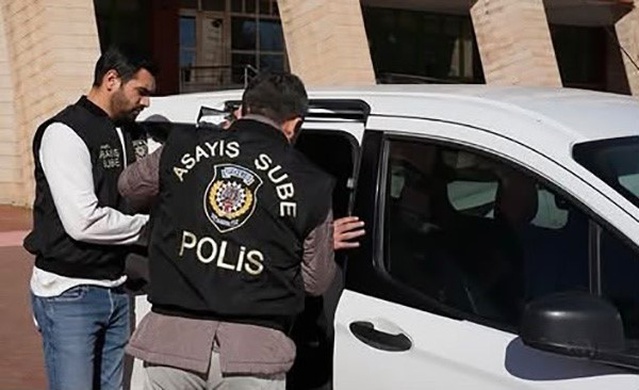 Isparta'da 4 şüpheli yakalandı, dolandırıcılık zanlılarından 2'si tutuklandı