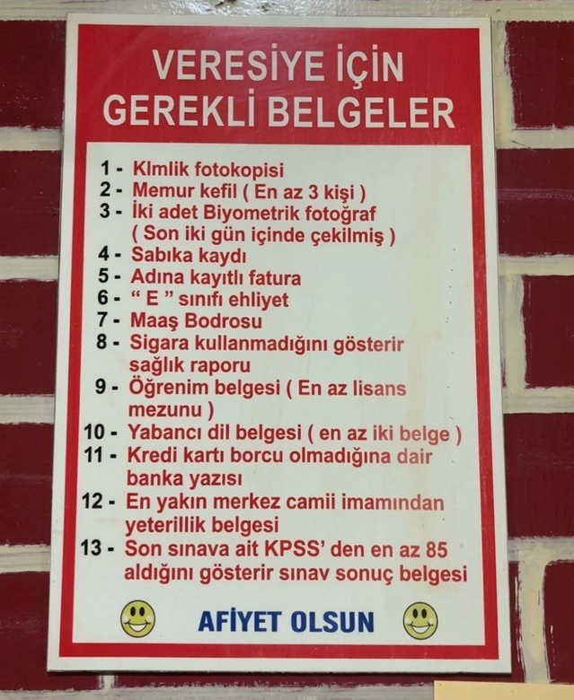 Erzurum'da veresiye afişi 13 şartla şaşırttı, 85 KPSS puanı da istendi