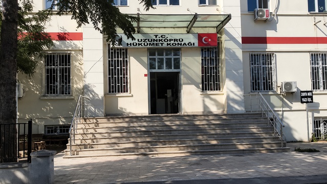 Edirne Uzunköprü'de araçta yakalanan 4 FETÖ şüphelisinden 3'ü tutuklandı