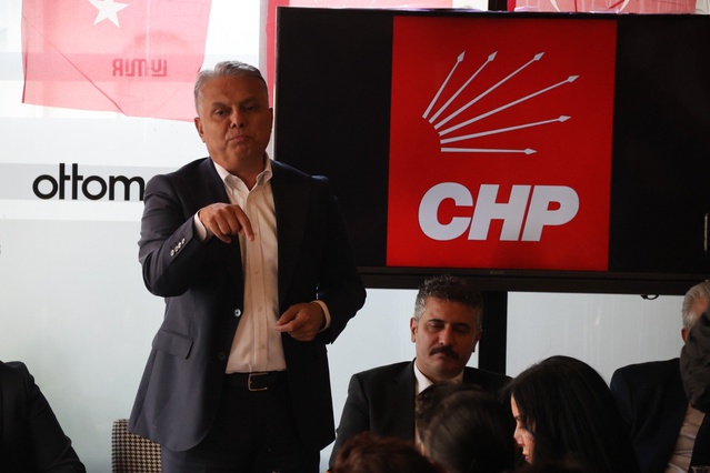 Ümit Uysal Iğdır'da gıda ve enerji bağımsızlığı için yerel üretim çağrısı yaptı