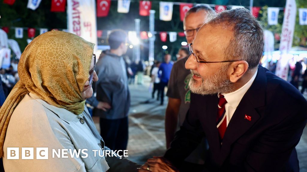 Eyüpsultan Belediye Başkanı Mithat Bülent Özmen dahil 28 kişi gözaltına alındı