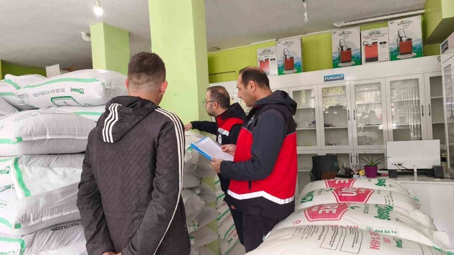 Beyşehir'de gübre bayileri İlçe Tarım ve Orman Müdürlüğü ekiplerince denetlendi