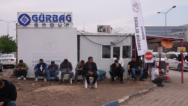 Diyarbakır Şehir Hastanesi şantiyesinde 75 işçinin eylemi 8. günde sürüyor