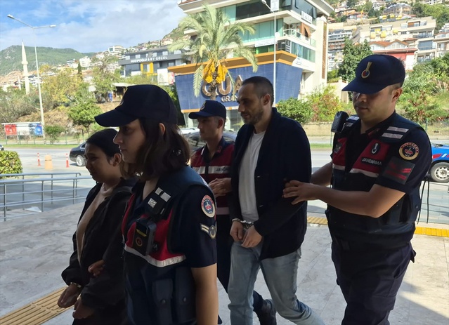 Alanya'da 3 milyon 300 bin liralık dolandırıcılık iddiasında 2 şüpheli tutuklandı