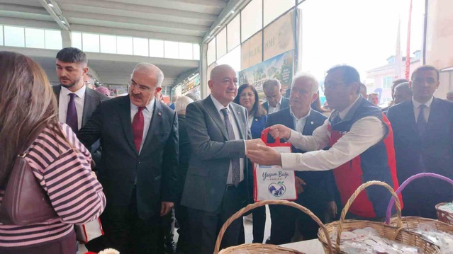 Çanakkale Yenice'de üreticilere buzağı kaybını azaltacak 3 bin sağlık seti dağıtılacak