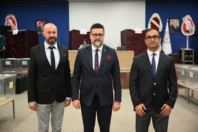 Edirne Barosu genel kurulunda başkanlığa Özgür Yıldırım 275 oyla seçildi