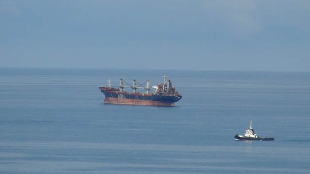 Novorossiysk'te dronla vurulan yük gemisi Giresun'a kadar sürüklendi, Türk mühendis kayıp