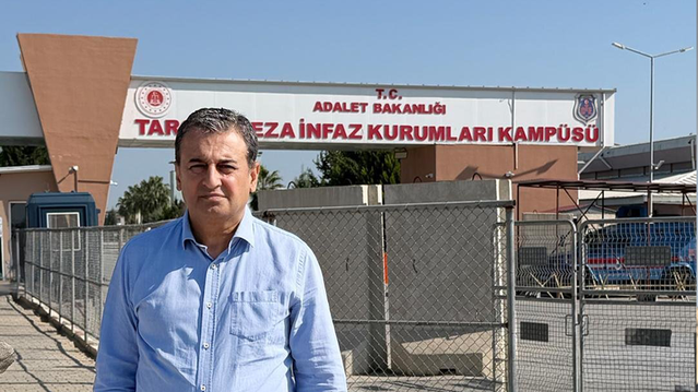YENİ Partili Bulut, Tarsus Cezaevi'nde tutuklu belediye başkanlarını ziyaret etti