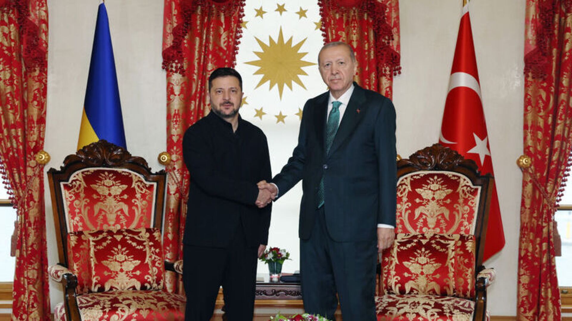 Cumhurbaşkanı Erdoğan, Ukrayna lideri Zelenskiy'le görüştü