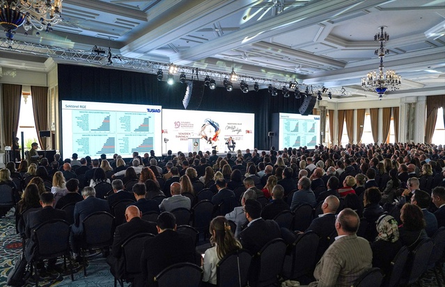 İstanbul'da hazır giyim konferansı başladı, sektörün 2025 ihracatı 30,86 milyar dolar