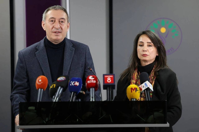 DEM Parti Eş Genel Başkanları, Öcalan'ın özgür koşullarda çalışmasını istedi