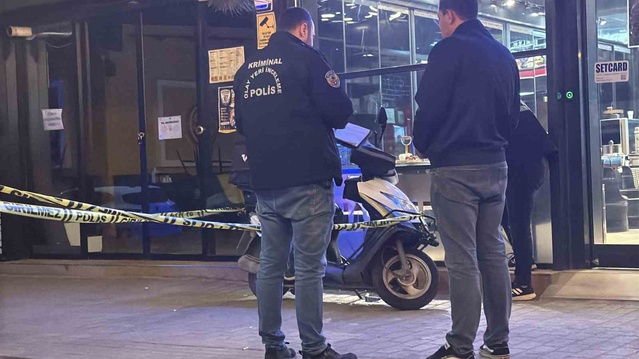 Eskişehir Tepebaşı'nda bıçaklı saldırıda bir kişi hafif yaralandı